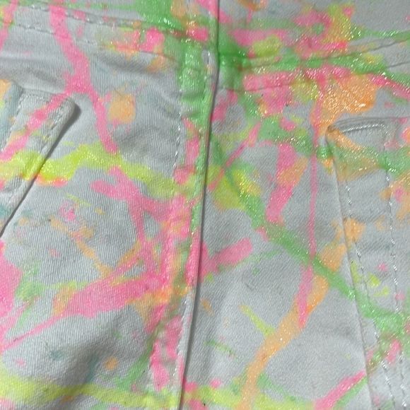 Vintage Look 80’s High Waisted White Shorts Neon Graffiti Jr Size 11 - Picture 14 of 16